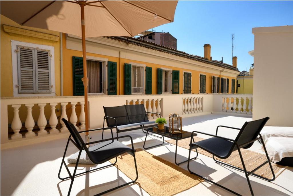 The In Town Apartment - With A Private Terrace Corfu  Екстер'єр фото