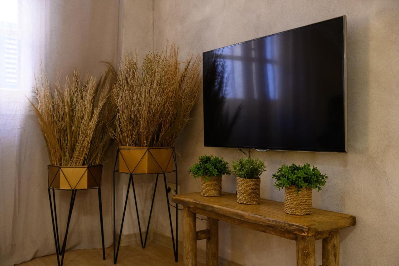 The In Town Apartment - With A Private Terrace Corfu  Екстер'єр фото